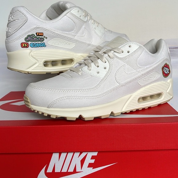 Nike WMNS Air Max 90 SE
Sail/Cashmere/Team Gold/
Sneakers 
Style FD0867-133 - Picture 13 of 16